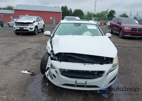 2013 Volvo S60 T5 from USA, damaged, VIN YV1612FS7D1226588